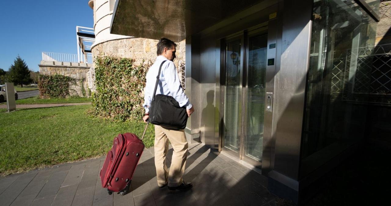 Hotel Seminario Aeropuerto Bilbao Derio Eksteriør bilde