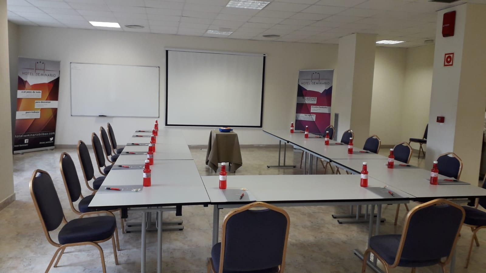 Hotel Seminario Aeropuerto Bilbao Derio Eksteriør bilde