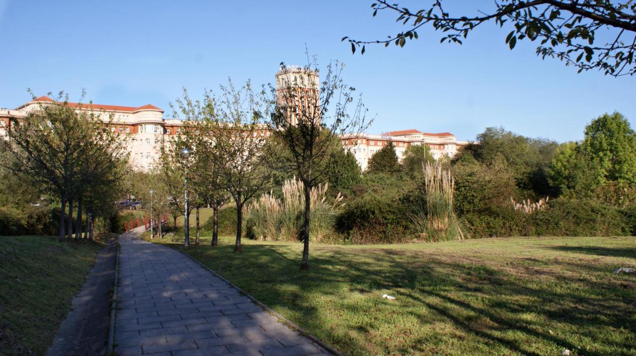 Hotel Seminario Aeropuerto Bilbao Derio Eksteriør bilde
